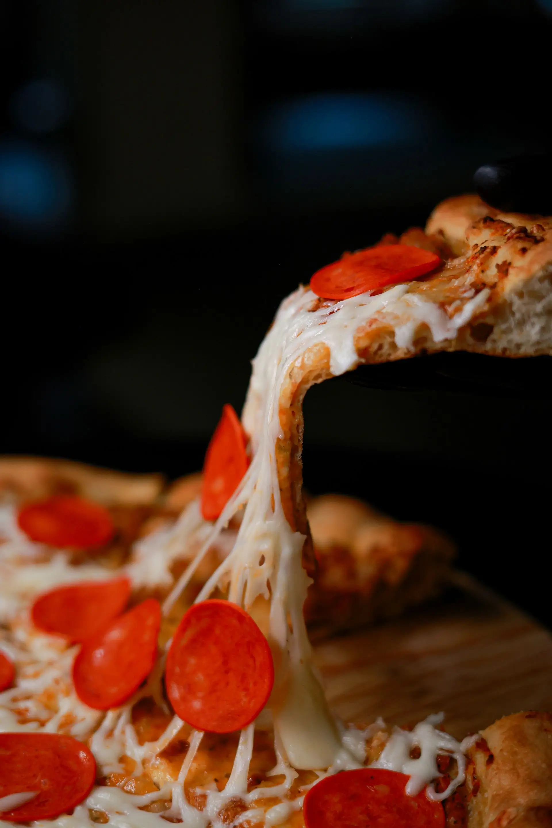Order pizza online from Gino's Pizzeria, a top Conisbrough pizza delivery spot
